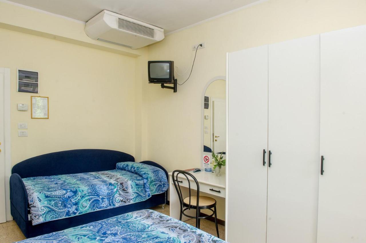 Hotel Jupiter Cattolica Ngoại thất bức ảnh